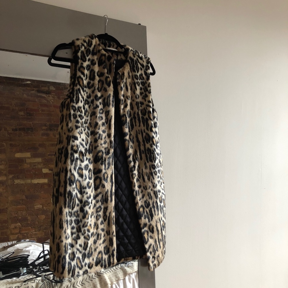 Alice and Olivia cheetah vest